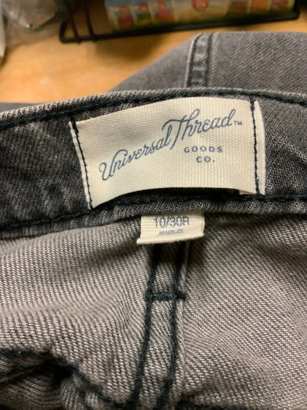 Universal Threads jeans - Picture 5 of 6